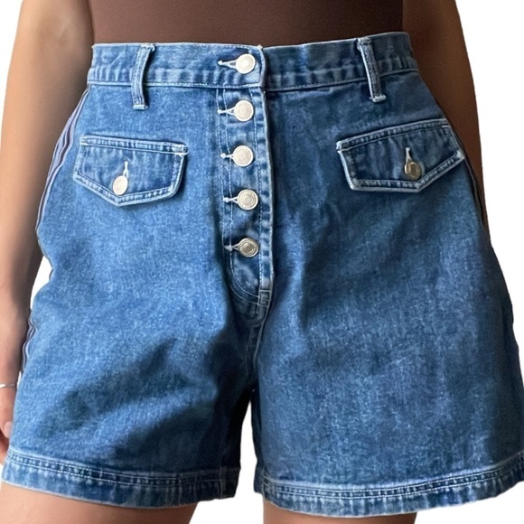 y2k Pants - y2k Xhilaration Denim Striped High Rise Blue Jean Shorts Women’s Size 32, 10/12